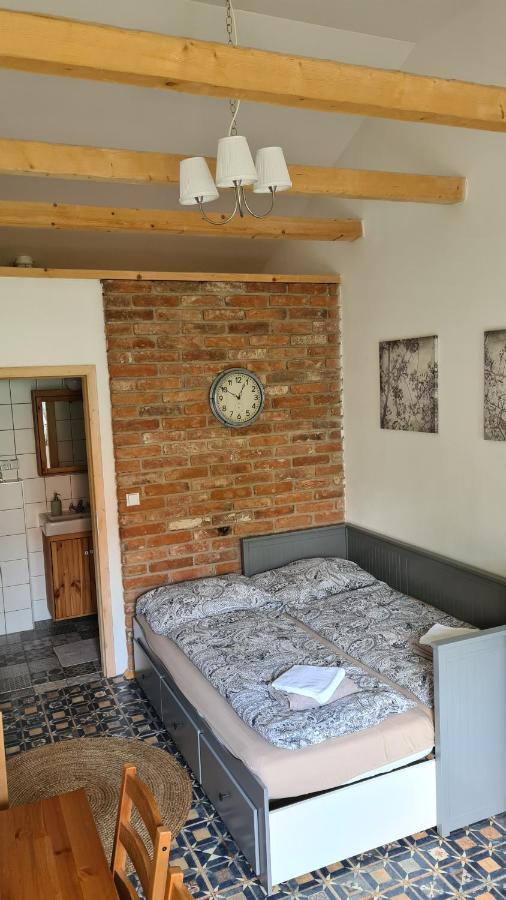 La Bobul Apartments Drnholec Kültér fotó
